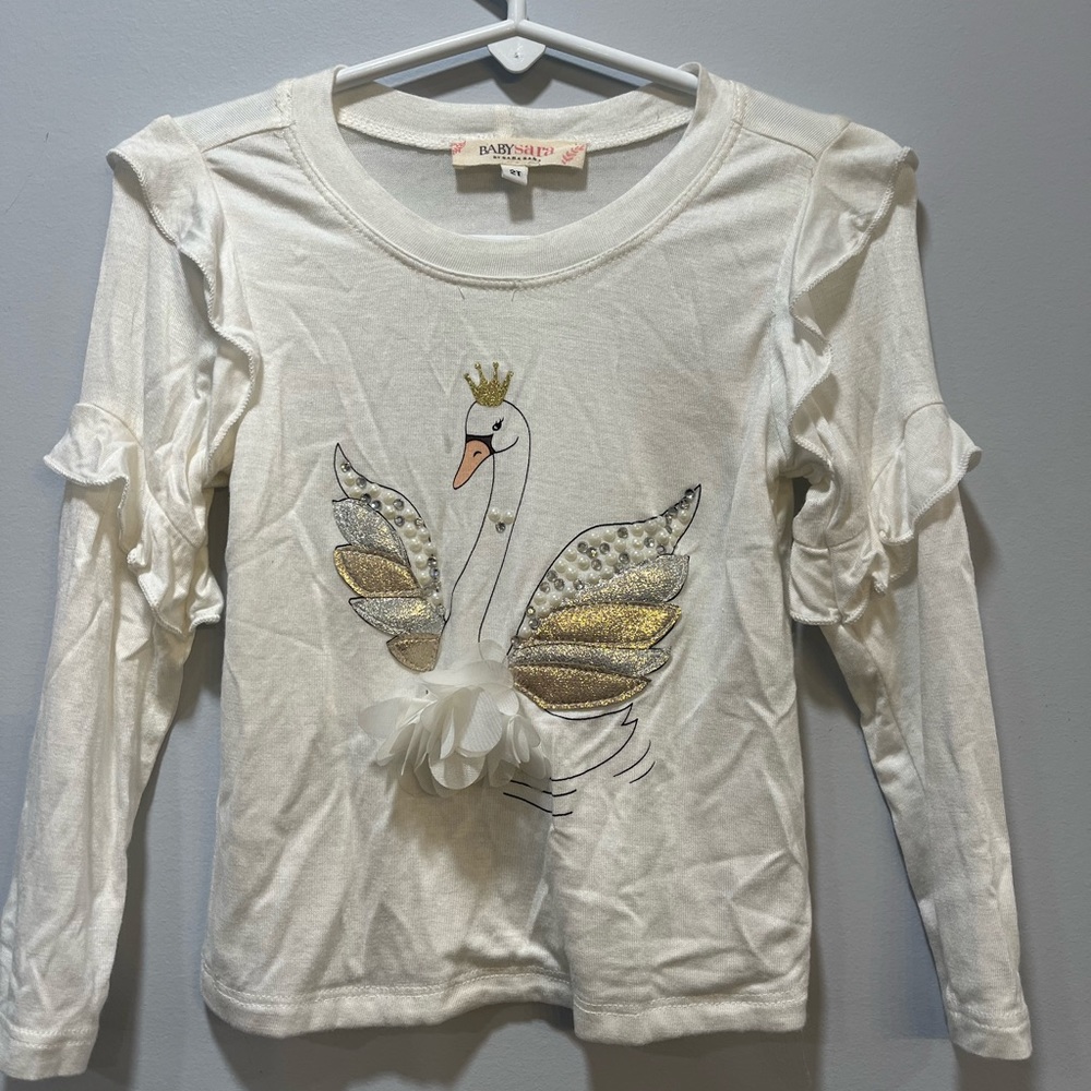 Girls shirt size 2T